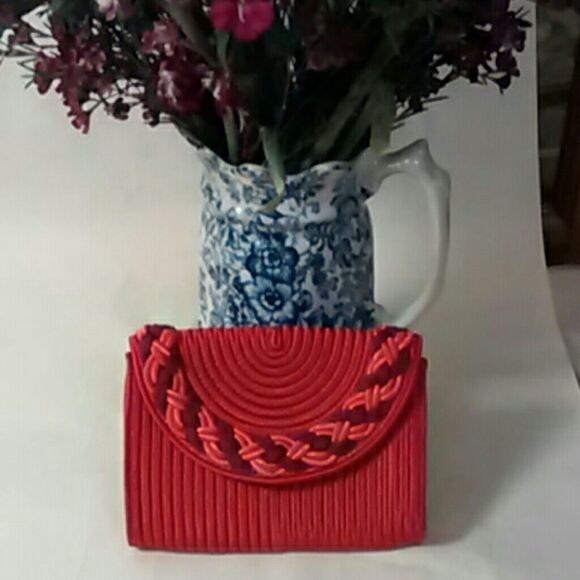 Red Knit Clutch - Picture 1 of 5